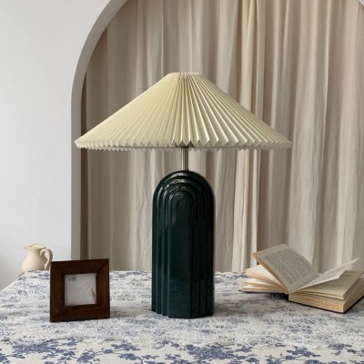 تموج الجدول الخفيفة