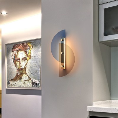 Half-circle LED Wall Lamp