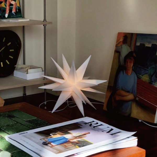 مصباح زينة على شكل نجمة