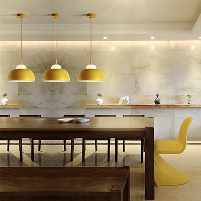 ضوء قلادة معكرون الاسكندنافية