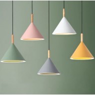 ضوء قلادة مخروطية الاسكندنافية