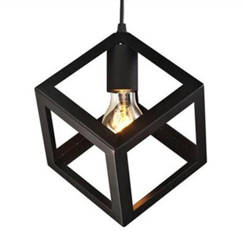 تيرا قلادة الخفيفة مكعب