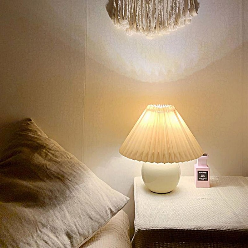 Creamy Table Light