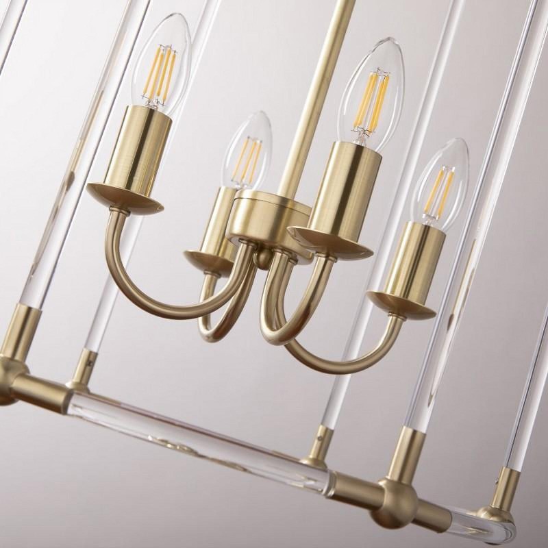 بساطتها قلادة ضوء قفص