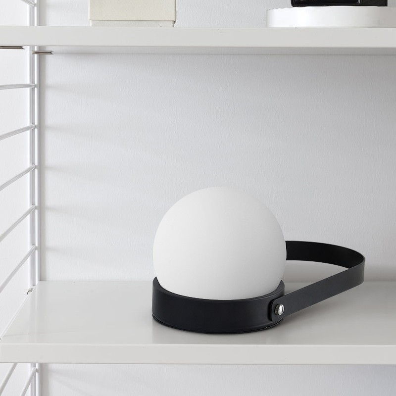 مصباح طاولة سلة محمول باليد