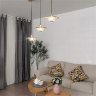 قلادة خشبية على شكل قبعة