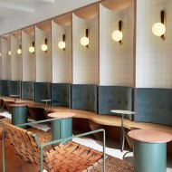 بونت سكون الجدار الزجاجي BRAN